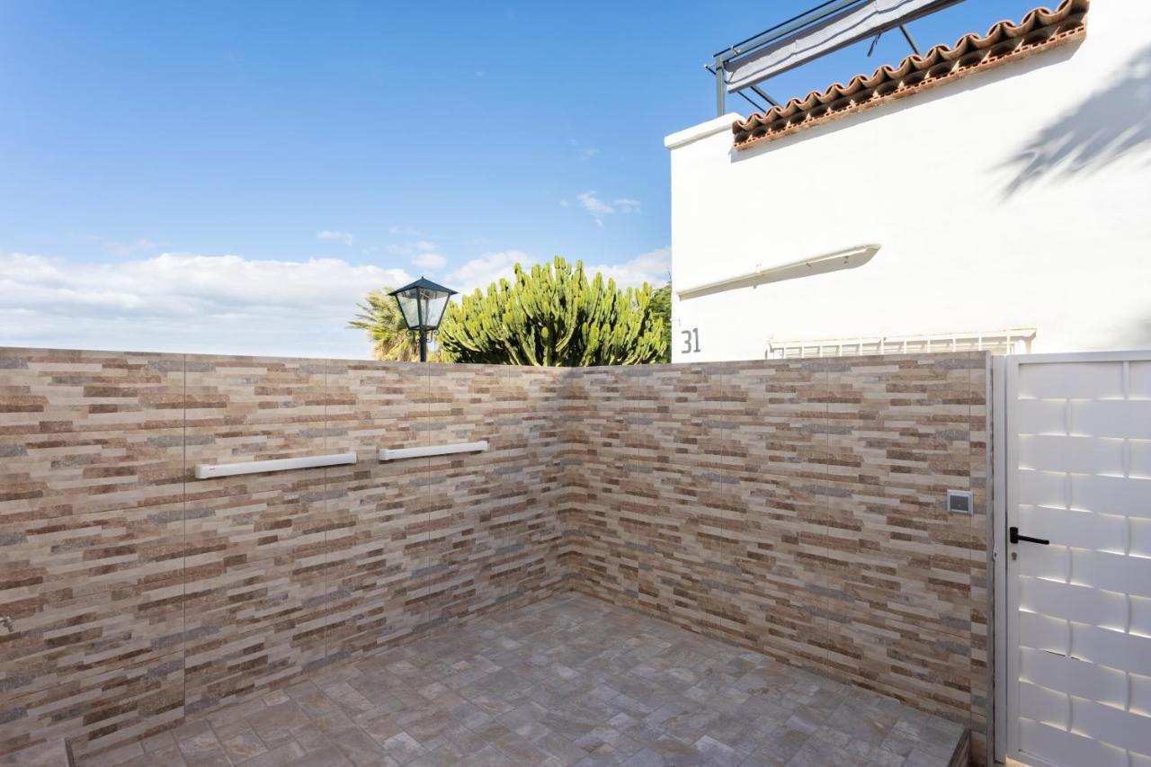 Ohana Townhouse Arona  Exteriér fotografie
