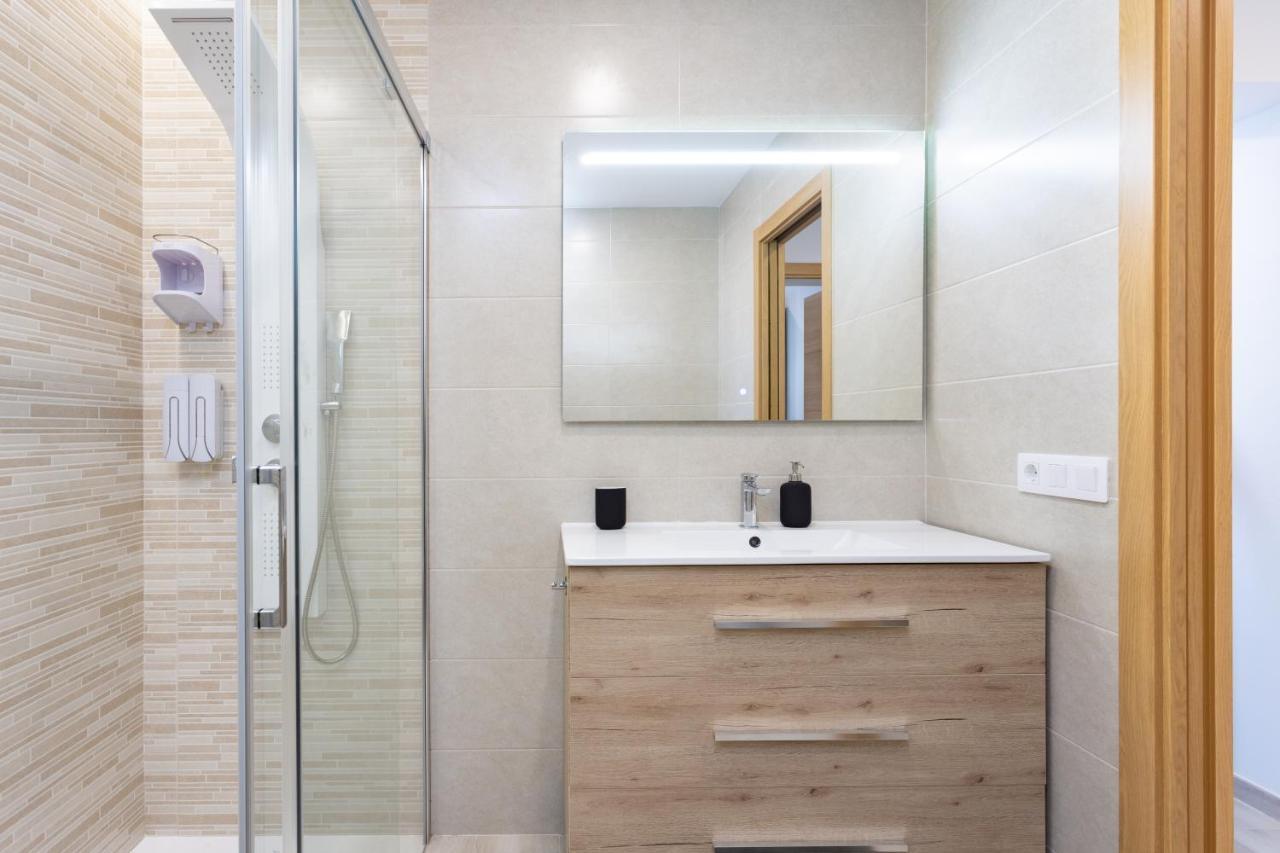 Ohana Townhouse Arona  Exteriér fotografie